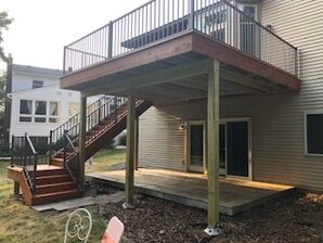 Before & After Deck Staining in Minneapolis, MN (1)