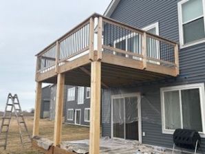 Deck & Fence Staining