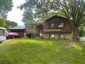 Before & After House Painting in Maple Grove, MN (1)
